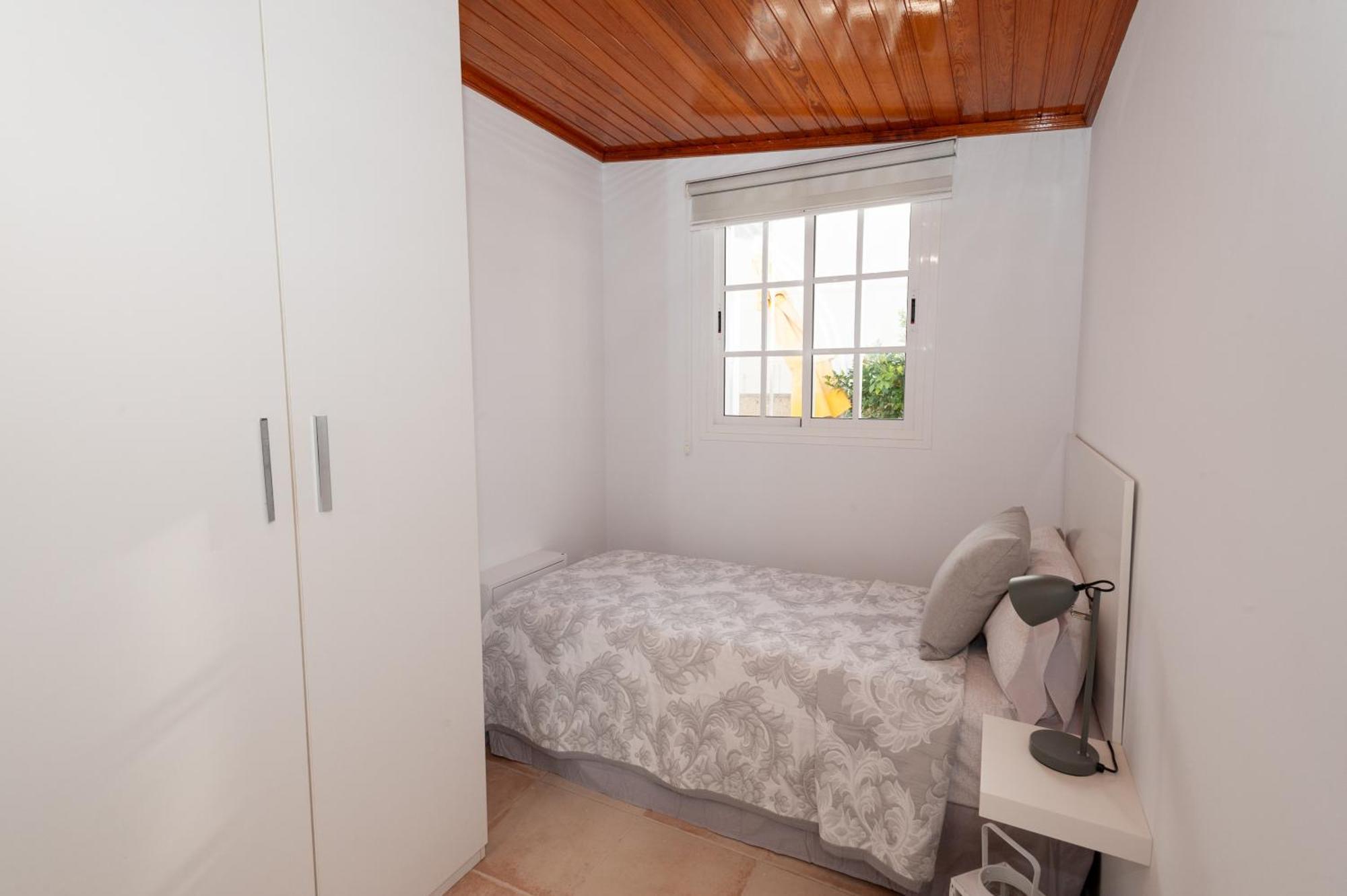 Villa Vanesa Luxury Private Villa With A Heated Pool, 4 Bedrooms And 4 Bathrooms アデヘ エクステリア 写真