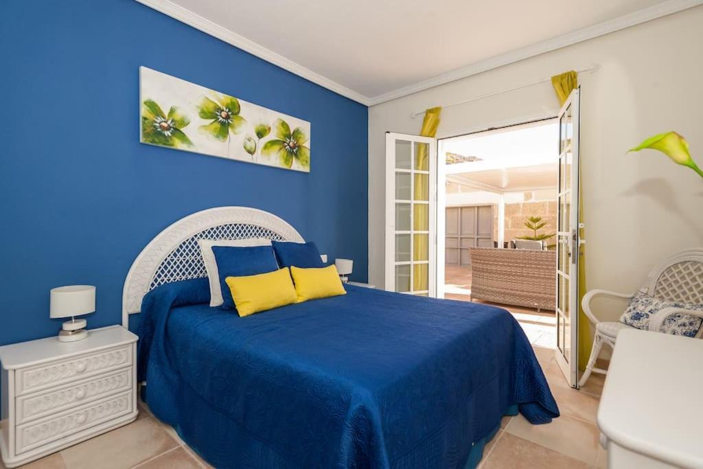 Villa Vanesa Luxury Private Villa With A Heated Pool, 4 Bedrooms And 4 Bathrooms アデヘ エクステリア 写真